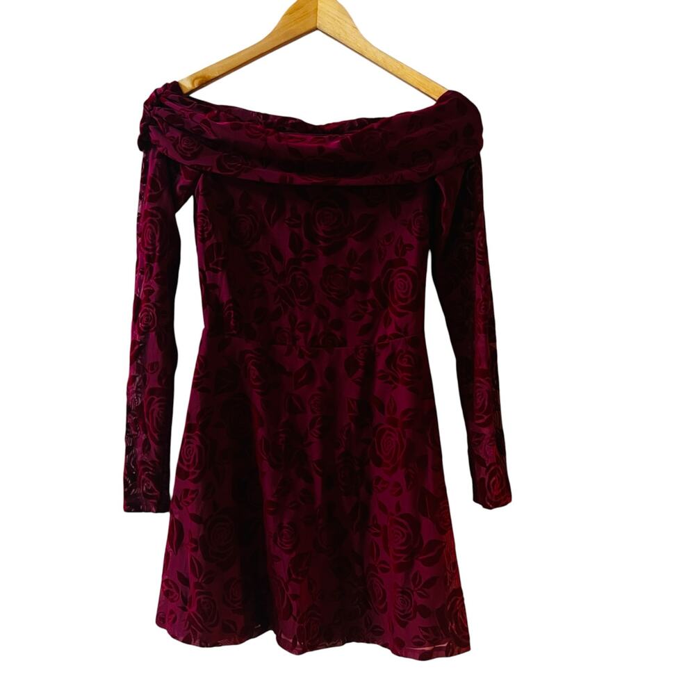 Wild Fable Floral Burn Out Off Shoulder Long Sleeve Dress Size XS NWT Burgundy - Picture 2 of 8